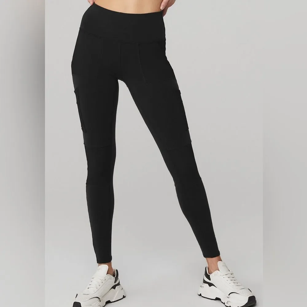 ALO Yoga flat measurements